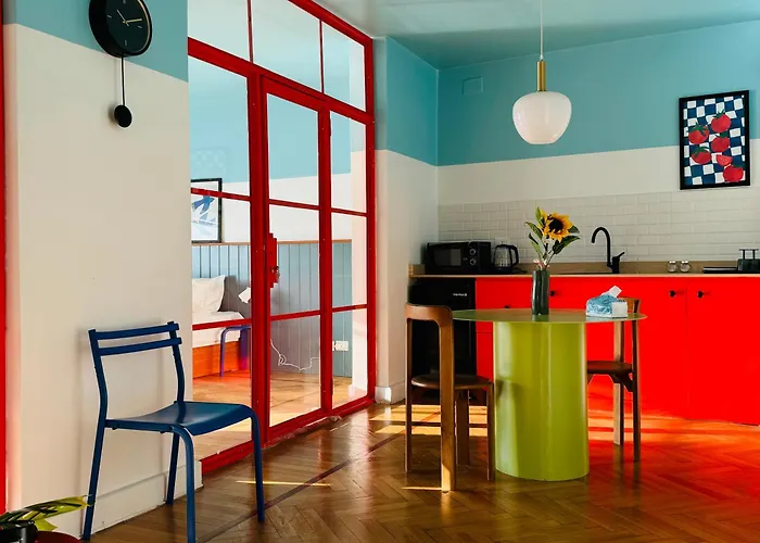 Cheerful Nile View Apartment